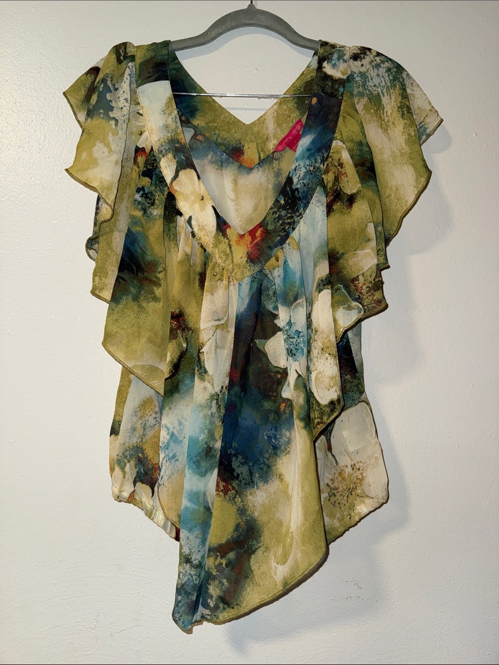 Women’s V-Neck Ruffle Sleeve Printed Blouse - Olive Multi sunny leigh